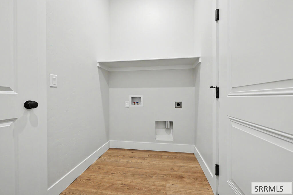 3130 Blue Muse Road Ammon, ID 83406 - Photo 13 of 15 Laundry/Mud Room