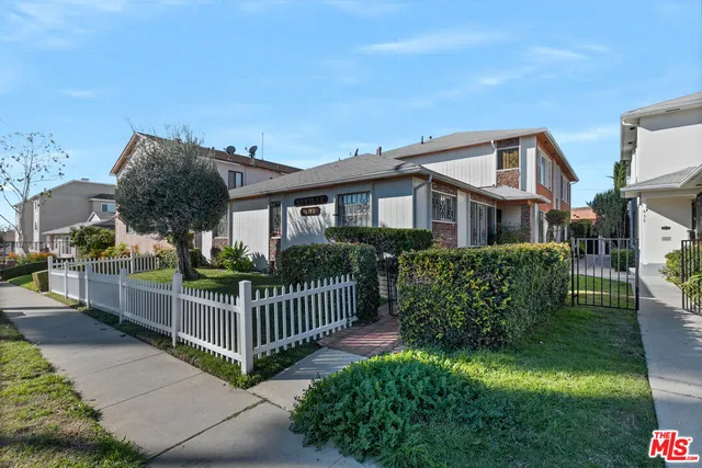 $1,750 | 831 Austin Avenue, Unit 5, Inglewood, CA 90302