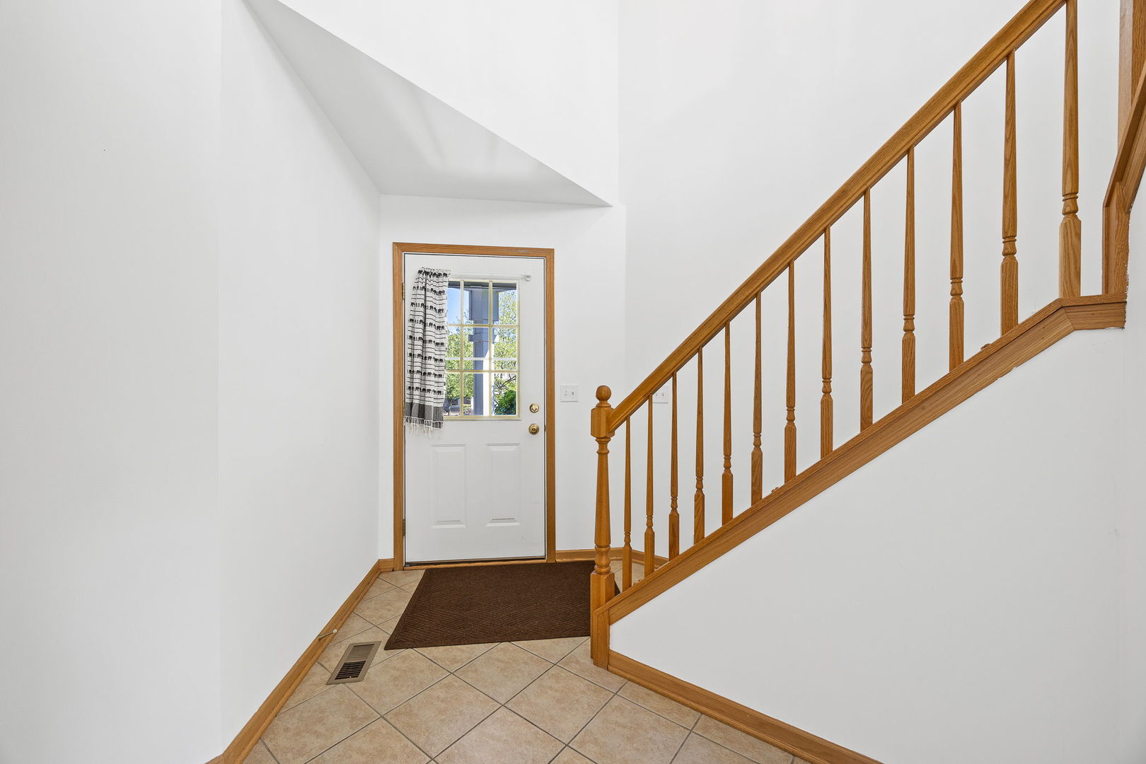 658 Chestnut Ridge Minooka, IL 60447 - Photo 2 of 30 Gallery Image 2