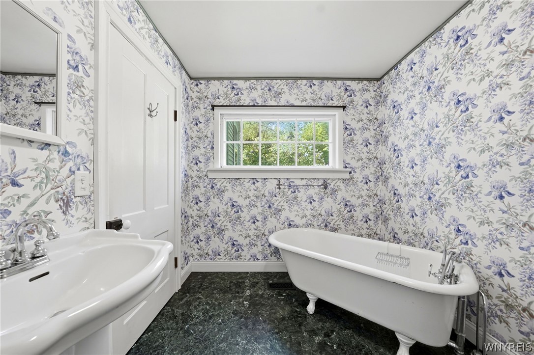 11431 Hanover Road Hanover, NY 14062 - Photo 22 of 38