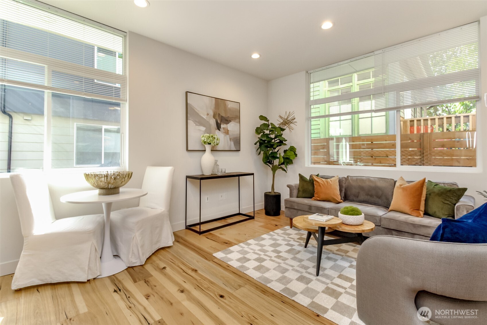 8811 Interlake Avenue North, Unit A Seattle, WA 98103 - Photo 6 of 24