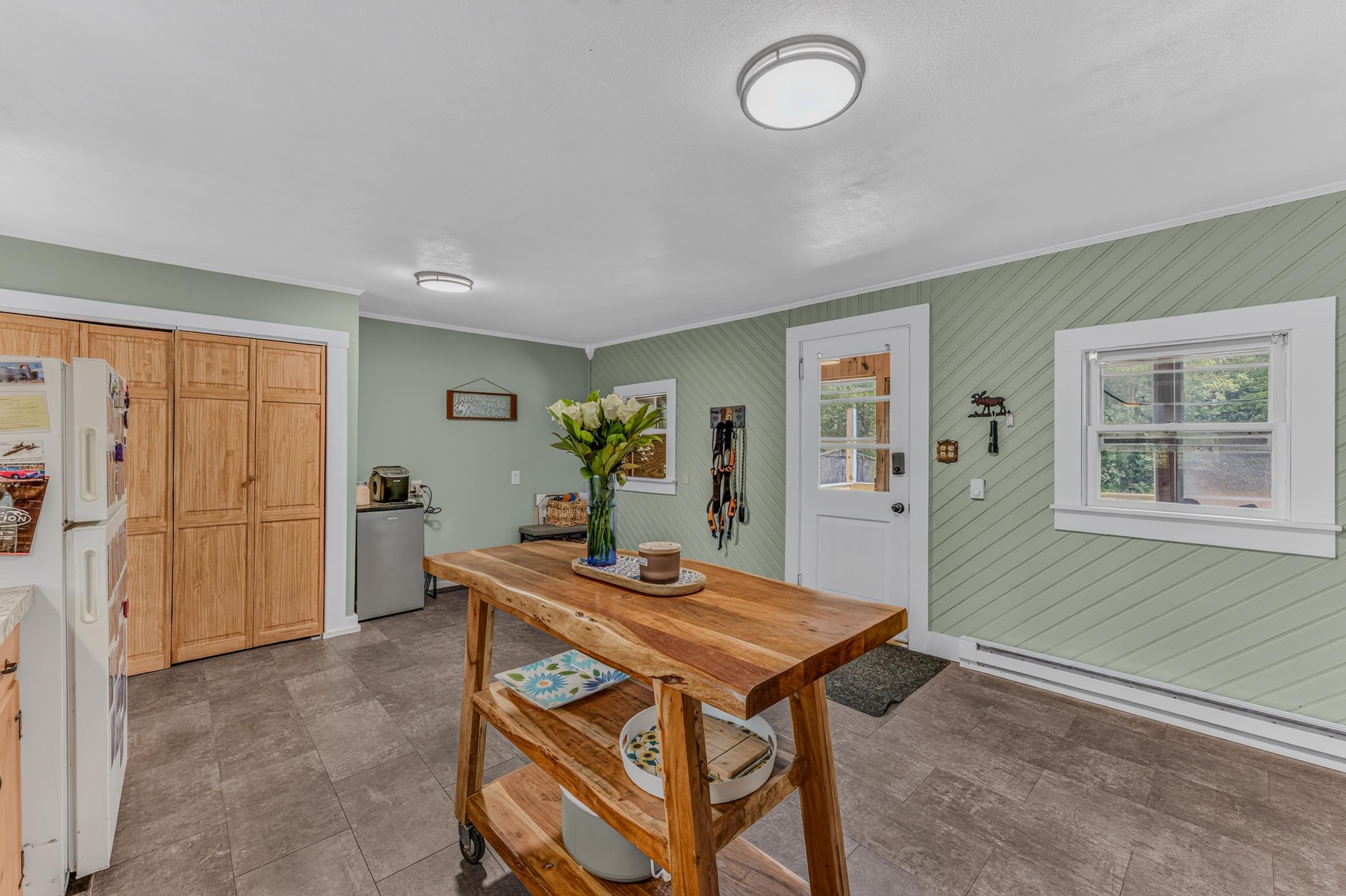 59 South Lunenburg Road Lunenburg, VT 05906 - Photo 6 of 40