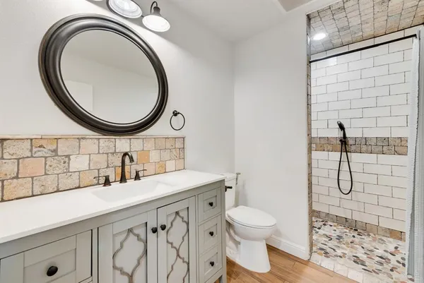 $2,000 | 110 Wildwood Crossover Street, Gun Barrel City, TX 75156