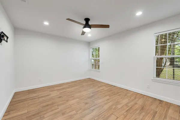 $2,000 | 110 Wildwood Crossover Street, Gun Barrel City, TX 75156