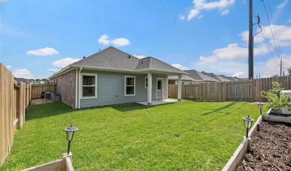 $2,000 | 31606 Heguy Pass, Fulshear, TX 77441