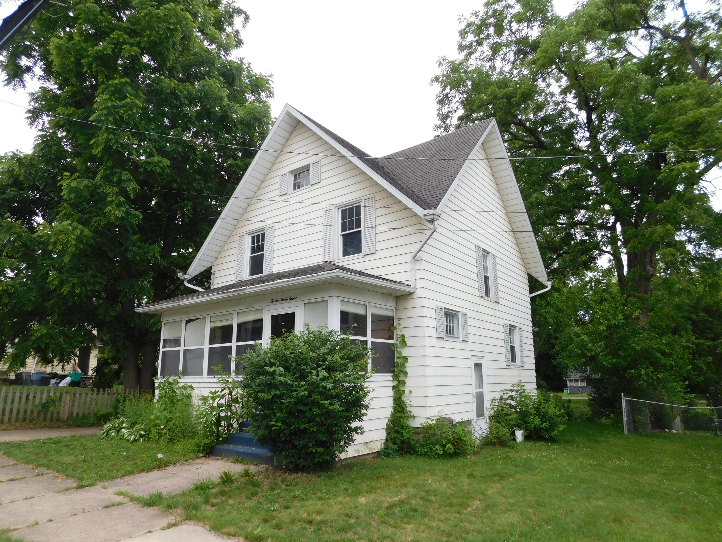 1238 3rd Street Jackson, MI 49203 - Photo 3 of 31 DSCN8878