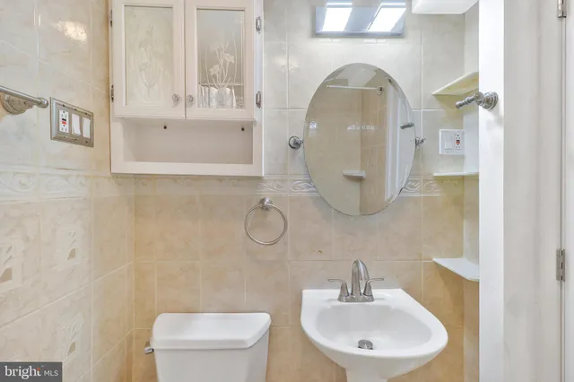 $3,295 | 9600 Woodland Avenue, Lanham, MD 20706