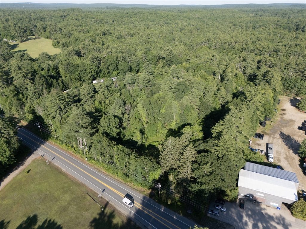 3 Chester Road Raymond, NH 03077 - Photo 4 of 8