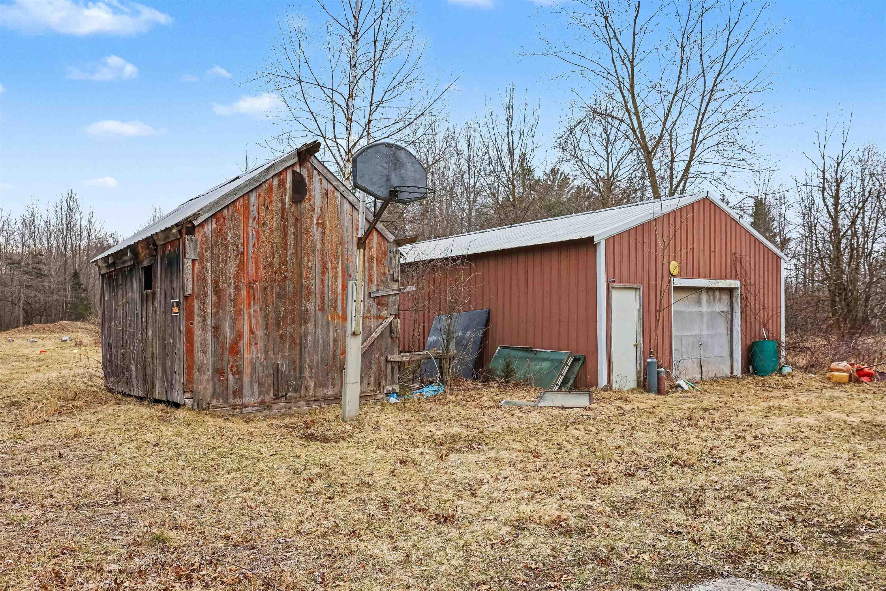 5628 South Orr Road St. Charles, MI 48655 - Photo 4 of 15