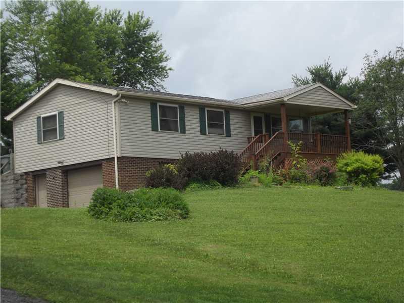 208 Pflugh Road Butler, PA 16001 - Photo 2 of 19 Exterior Front.