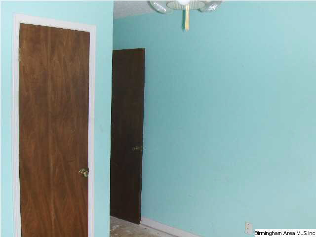 309 Foxglen Road Birmingham, AL 35215 - Photo 15 of 29 Gallery Image 15