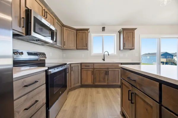 $388,834 | 6713 Samuel Drive, Horace, ND 58047