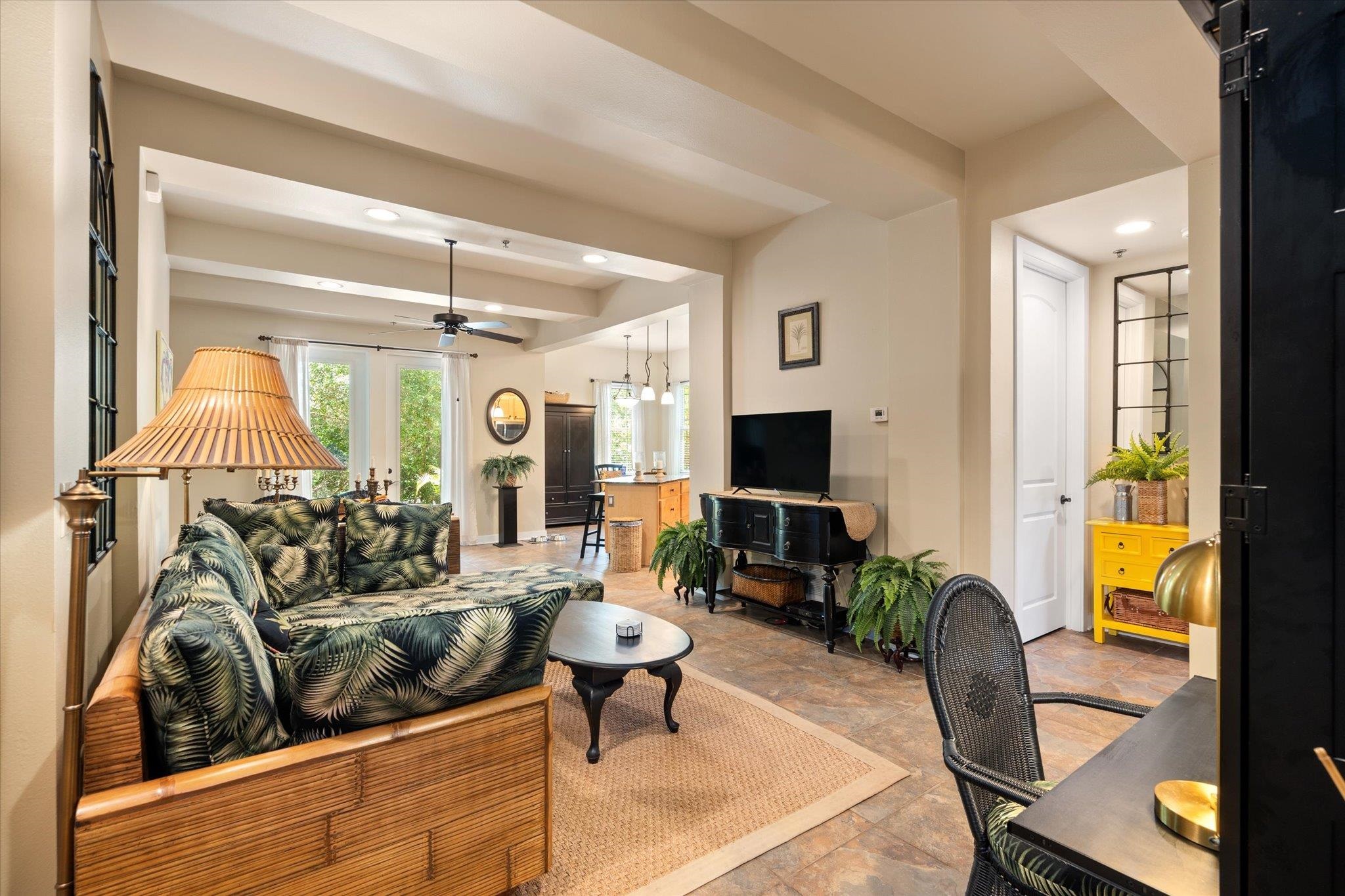 1430 Regency Road, Unit C103 Gulf Shores, AL 36542 - Photo 4 of 29 Living Room