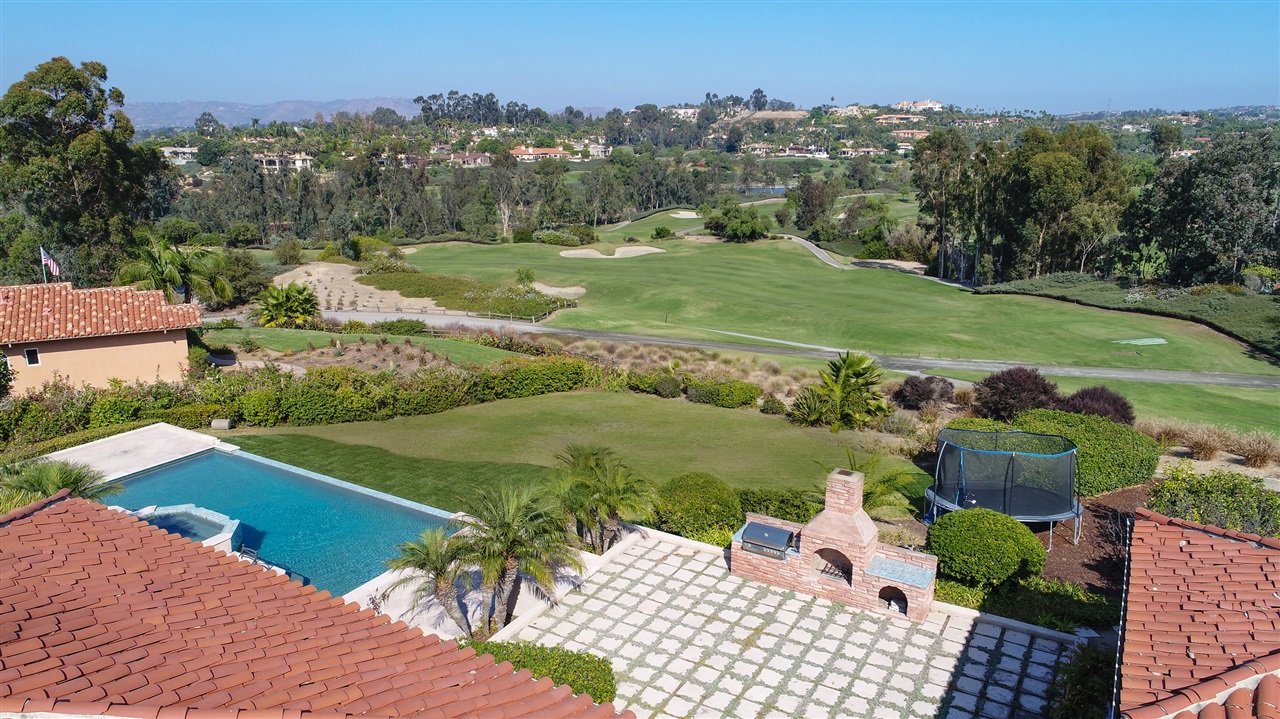 8210 St Andrews Road Rancho Santa Fe, CA 92067 - Photo 2 of 25 Gallery Image 2