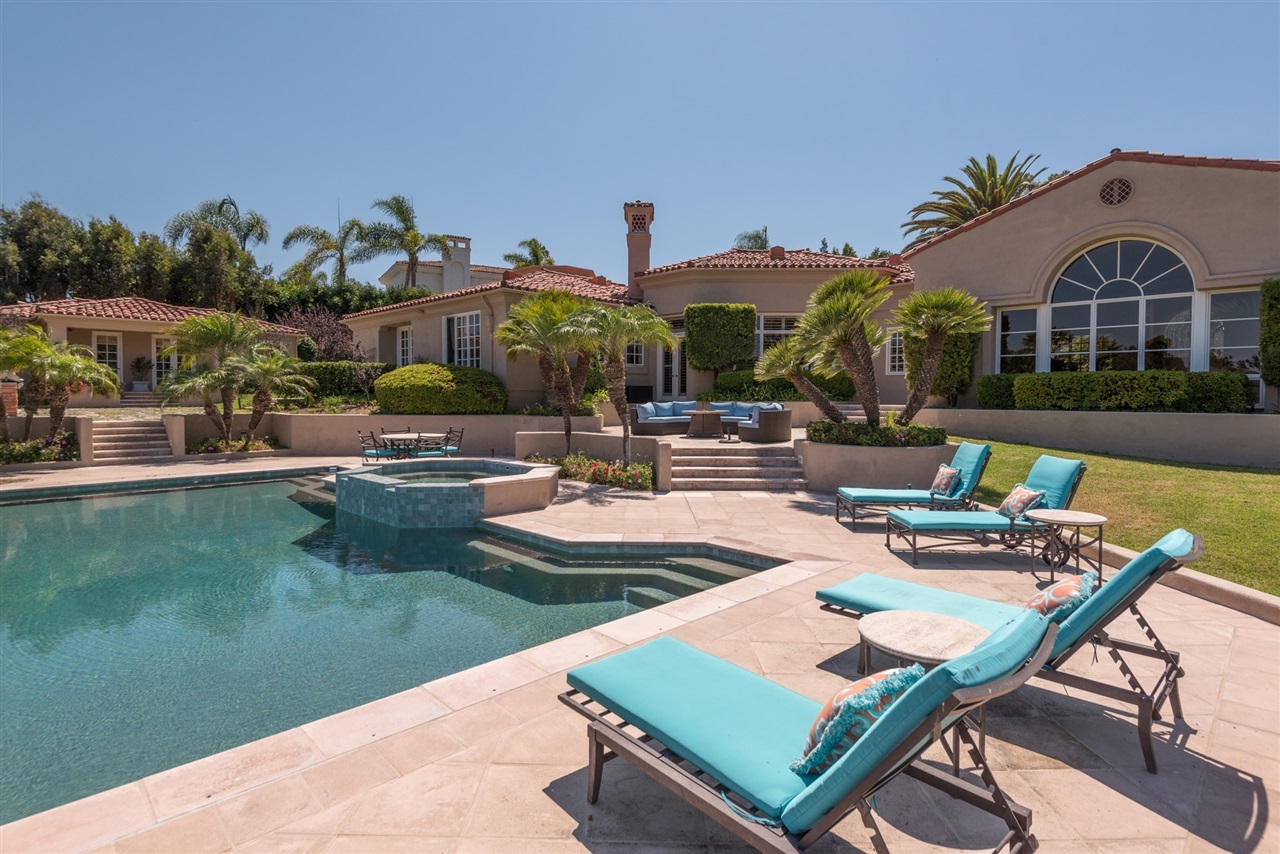 8210 St Andrews Road Rancho Santa Fe, CA 92067 - Photo 3 of 25 Gallery Image 3