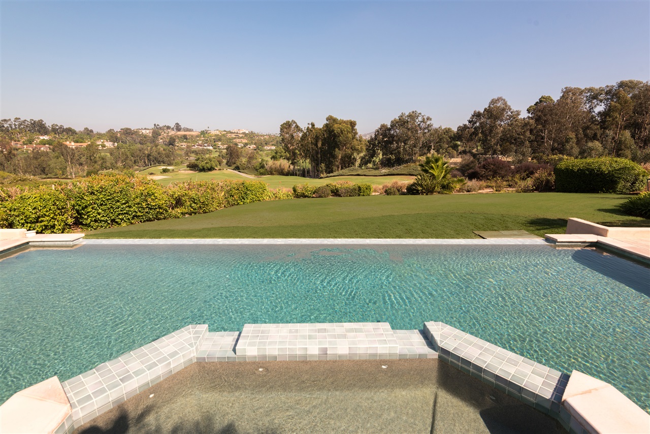 8210 St Andrews Road Rancho Santa Fe, CA 92067 - Photo 4 of 25 Gallery Image 4
