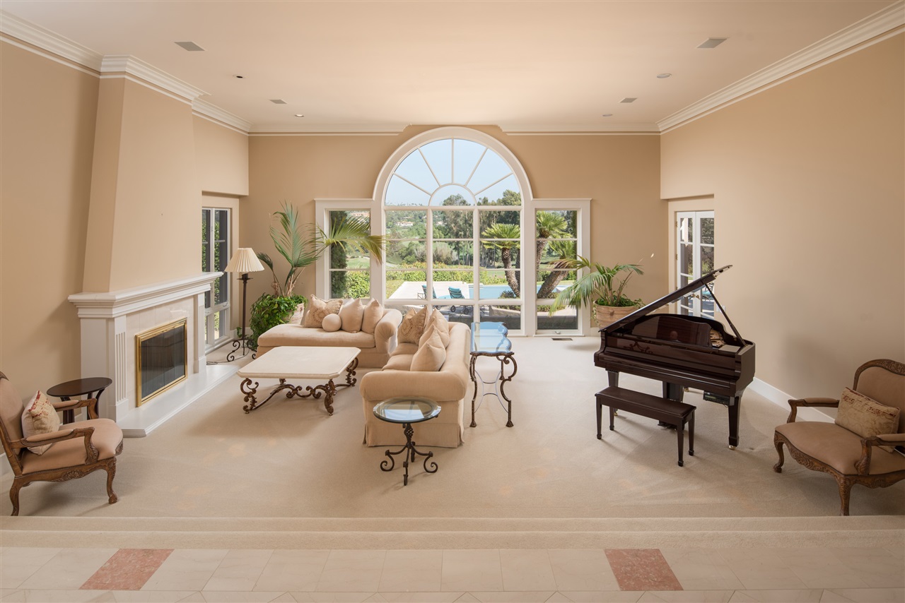 8210 St Andrews Road Rancho Santa Fe, CA 92067 - Photo 6 of 25 Gallery Image 6