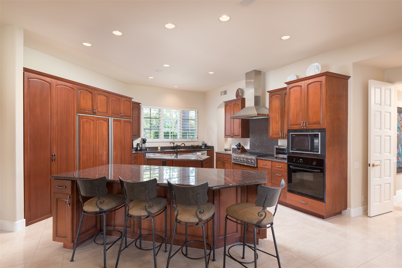 8210 St Andrews Road Rancho Santa Fe, CA 92067 - Photo 7 of 25 Gallery Image 7