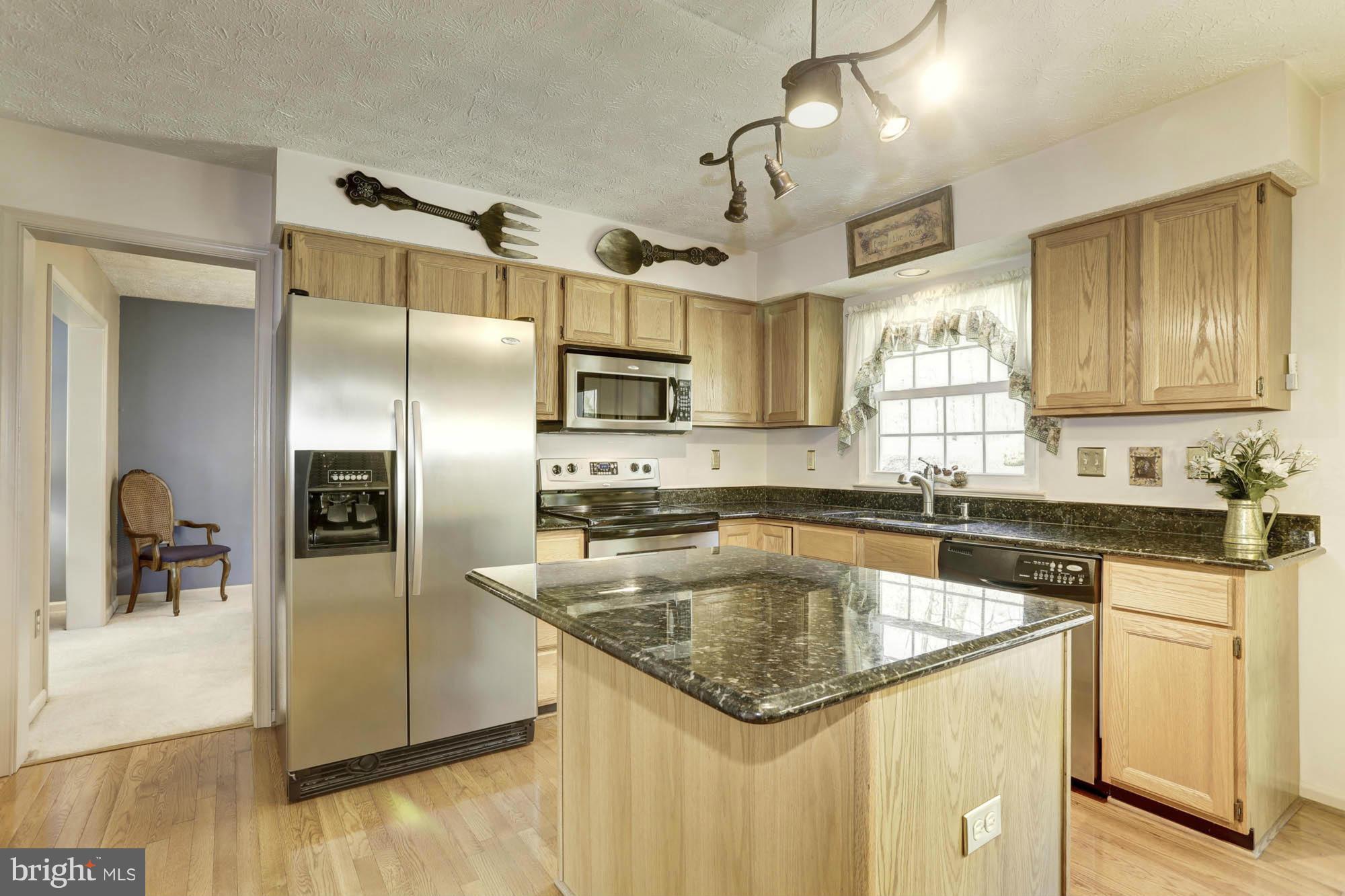 8408 Triple Crown Road Bowie, MD 20715 - Photo 11 of 30 Kitchen