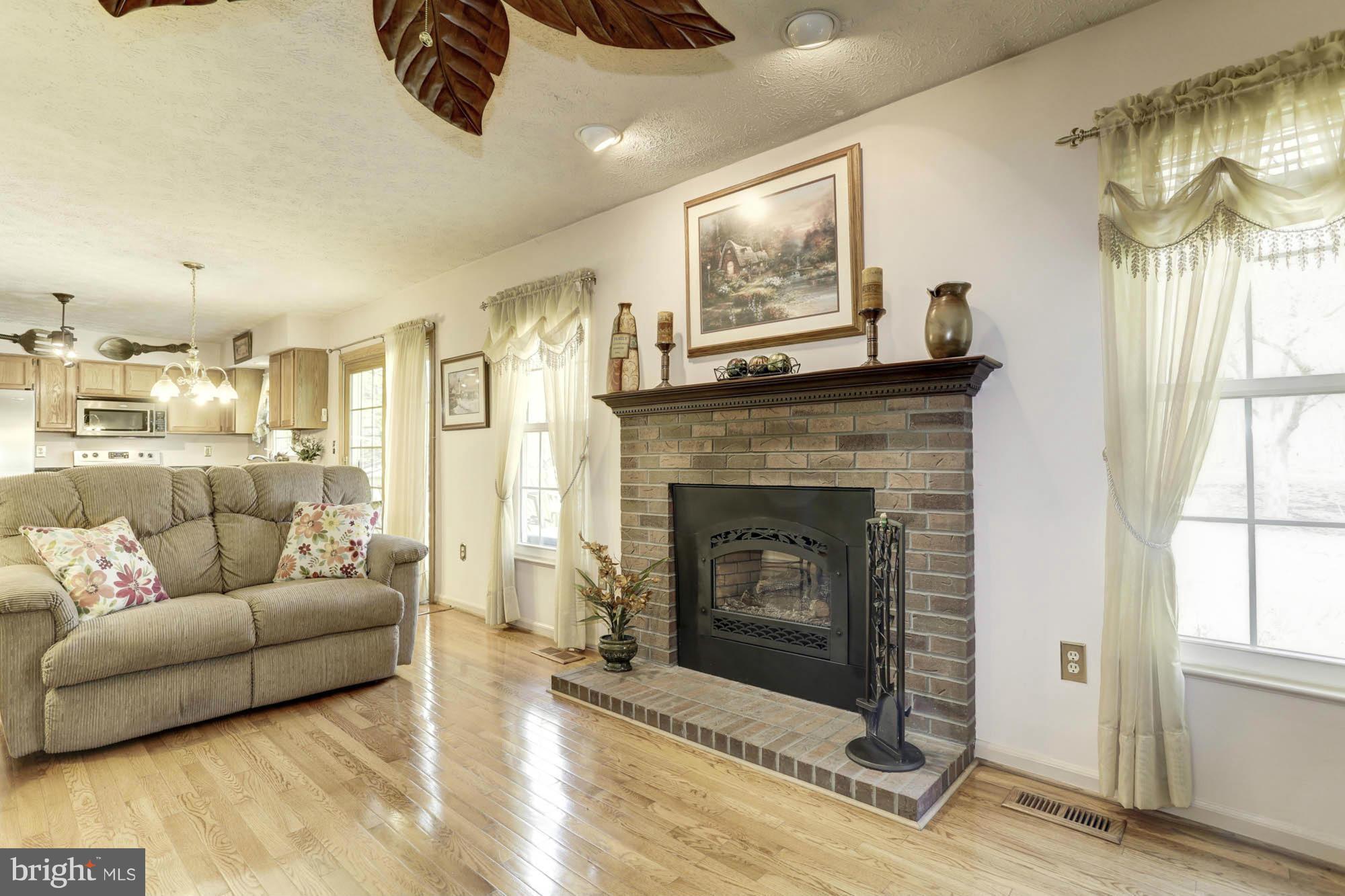 8408 Triple Crown Road Bowie, MD 20715 - Photo 15 of 30 Family Room