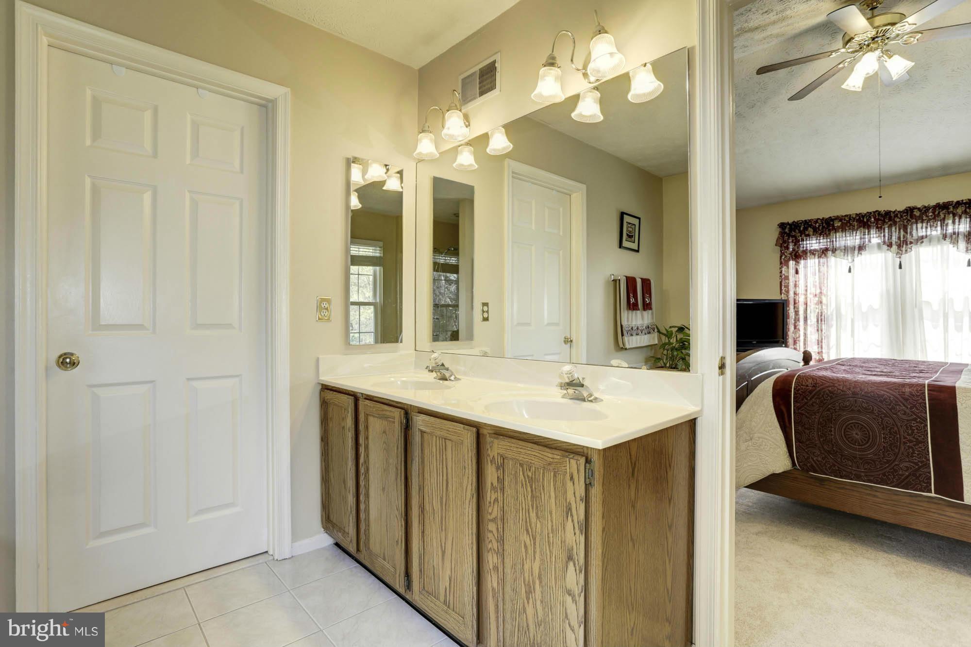 8408 Triple Crown Road Bowie, MD 20715 - Photo 19 of 30 Bath (Master)