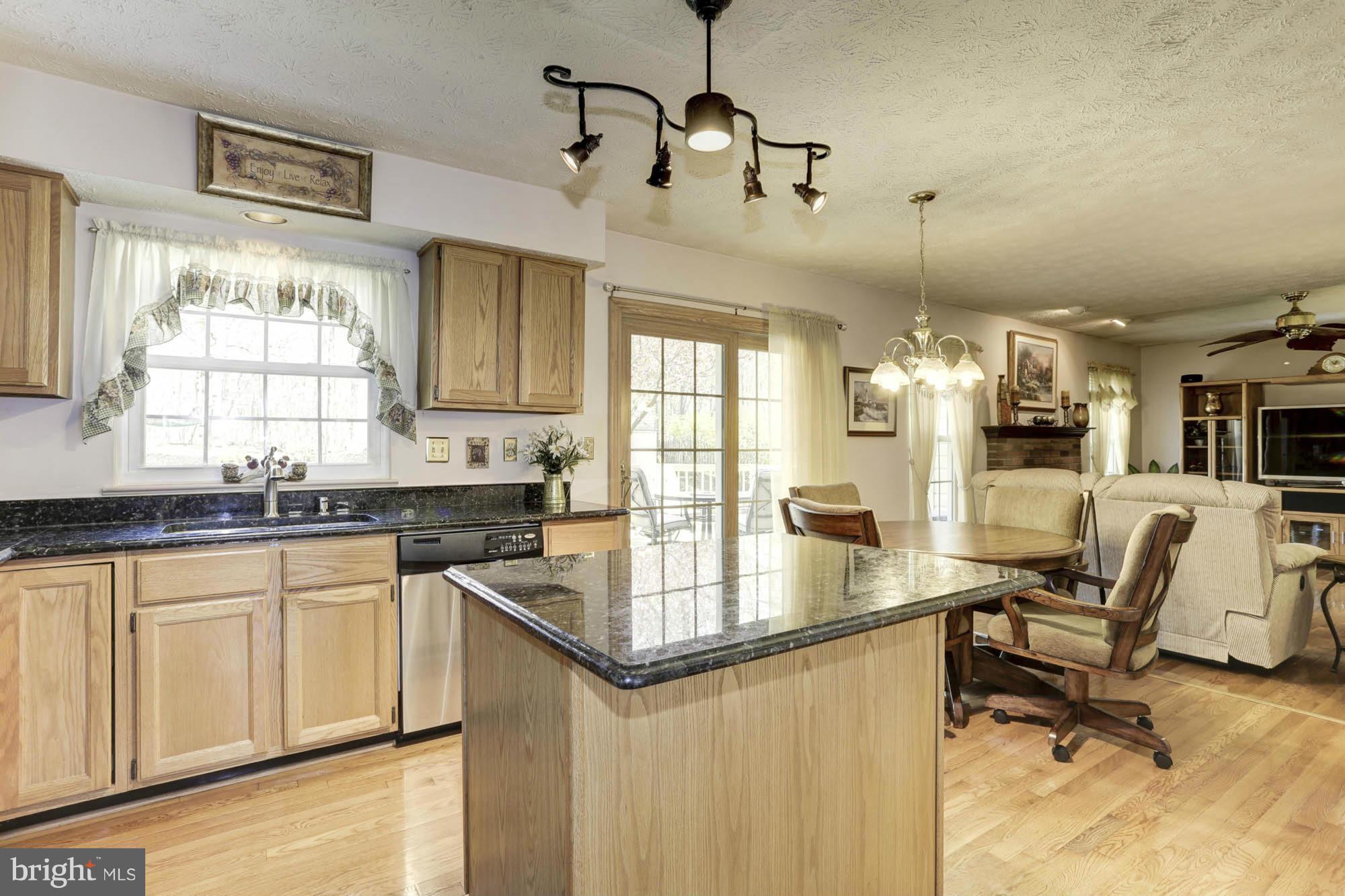 8408 Triple Crown Road Bowie, MD 20715 - Photo 10 of 30 Kitchen