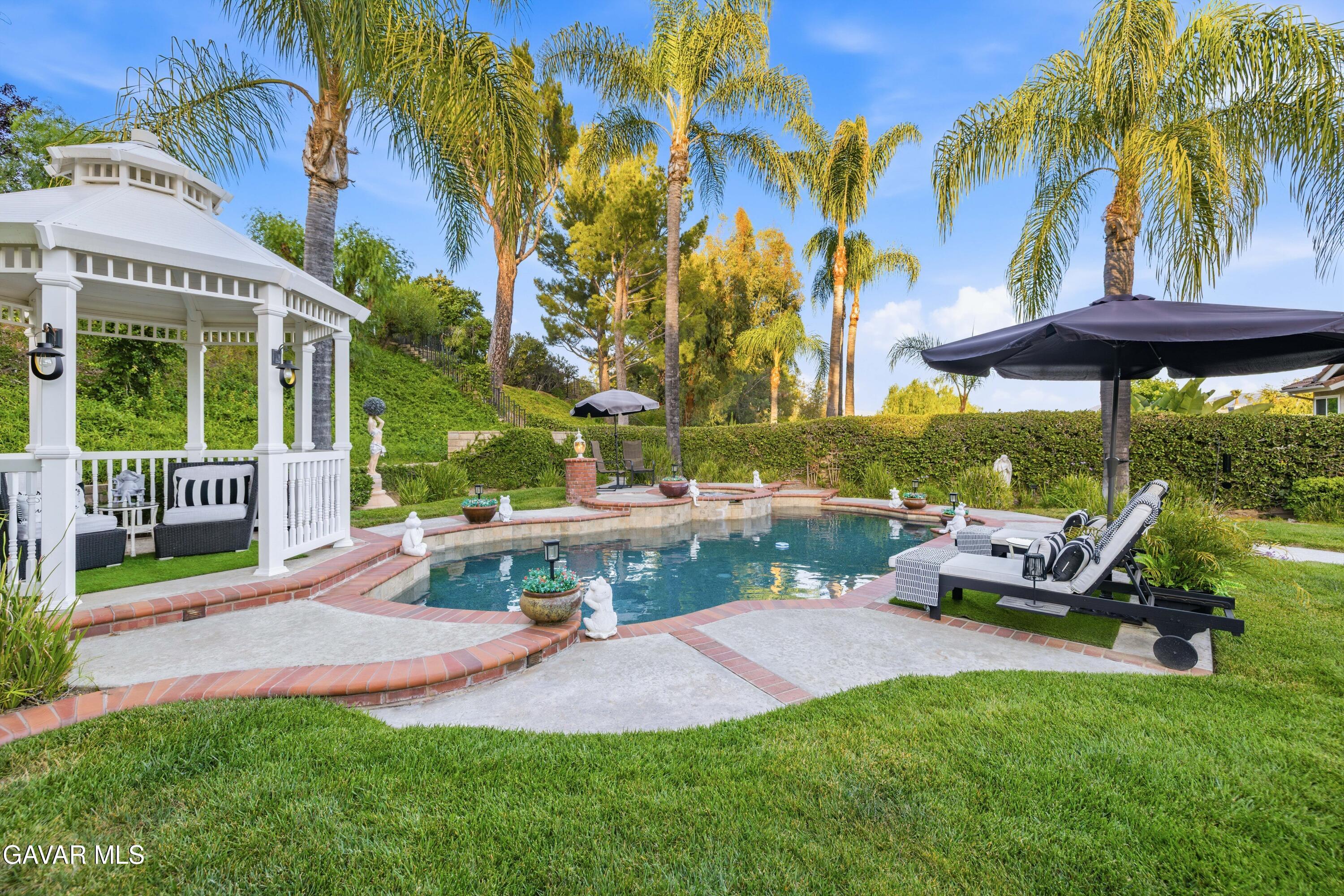 22029 Rodeffer Place Santa Clarita, CA 91350 - Photo 39 of 53 22029 Rodeffer Pl-48