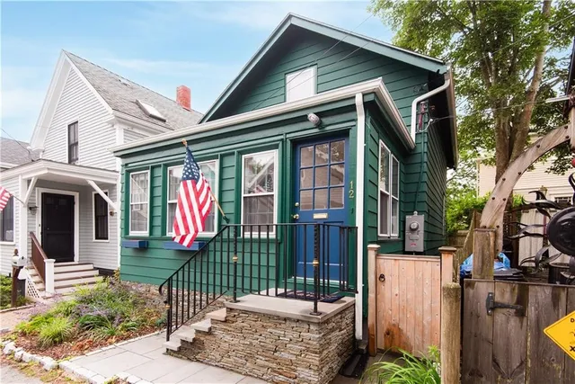 $3,000 | 12 Maitland Court, Newport, RI 02840