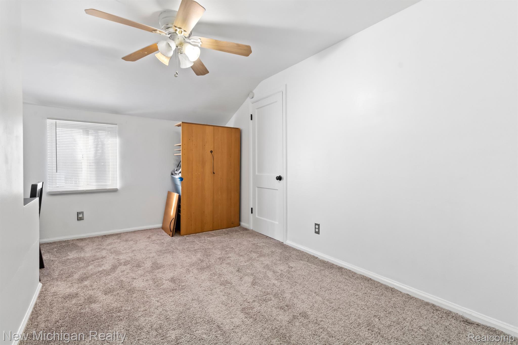 8633 Harding Street Center Line, MI 48015 - Photo 23 of 33 Gallery Image 23