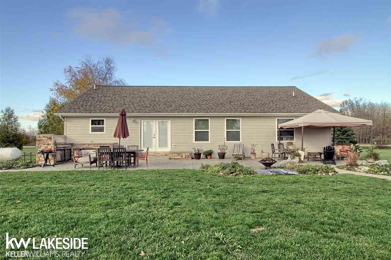 12993 Yale Road Yale, MI 48097 - Photo 30 of 31 Rear
