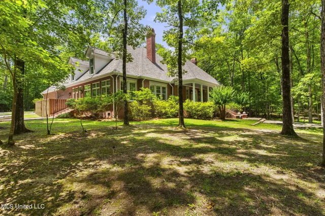 $1,150,000 | 169 Pine Hill Drive, Brandon, MS 39042