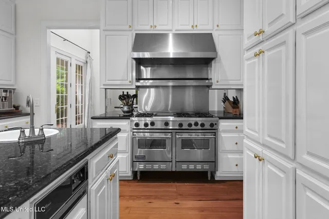 $1,150,000 | 169 Pine Hill Drive, Brandon, MS 39042