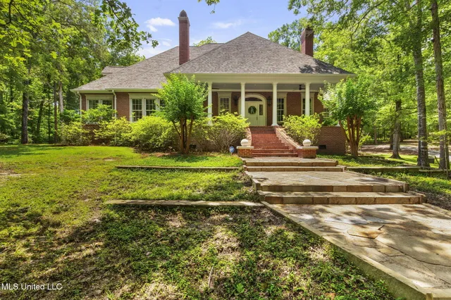 $1,150,000 | 169 Pine Hill Drive, Brandon, MS 39042