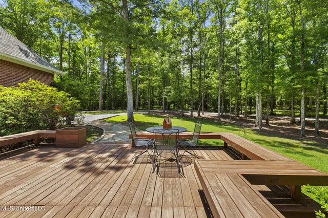 $1,150,000 | 169 Pine Hill Drive, Brandon, MS 39042