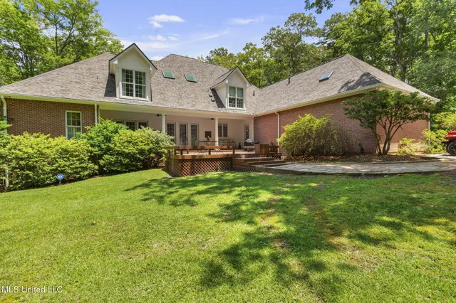 $1,150,000 | 169 Pine Hill Drive, Brandon, MS 39042
