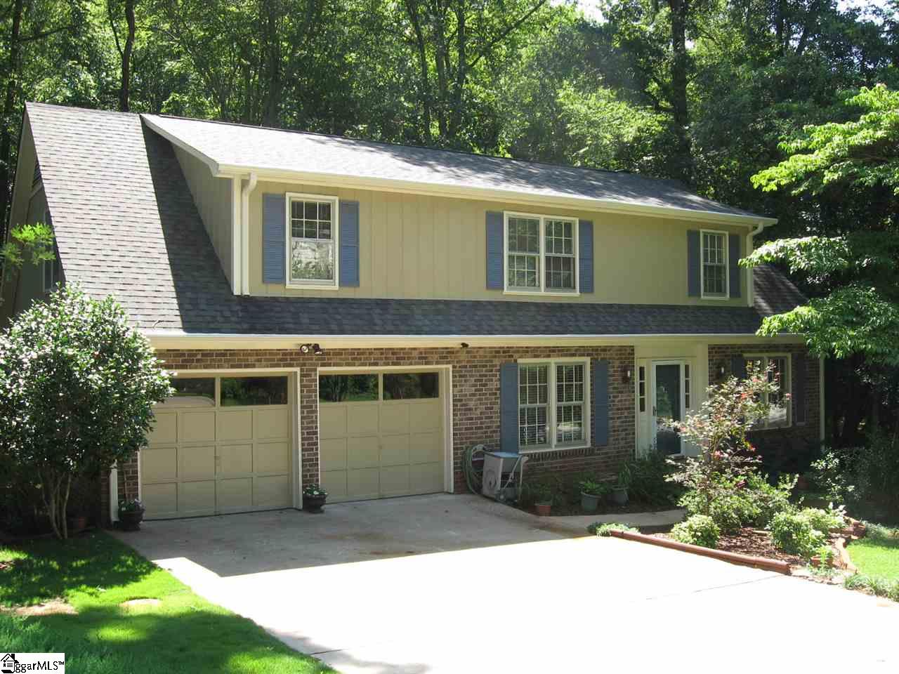 105 Cobblestone Road Greenville, SC 29615 - Photo 1 of 21 Gallery Image 1