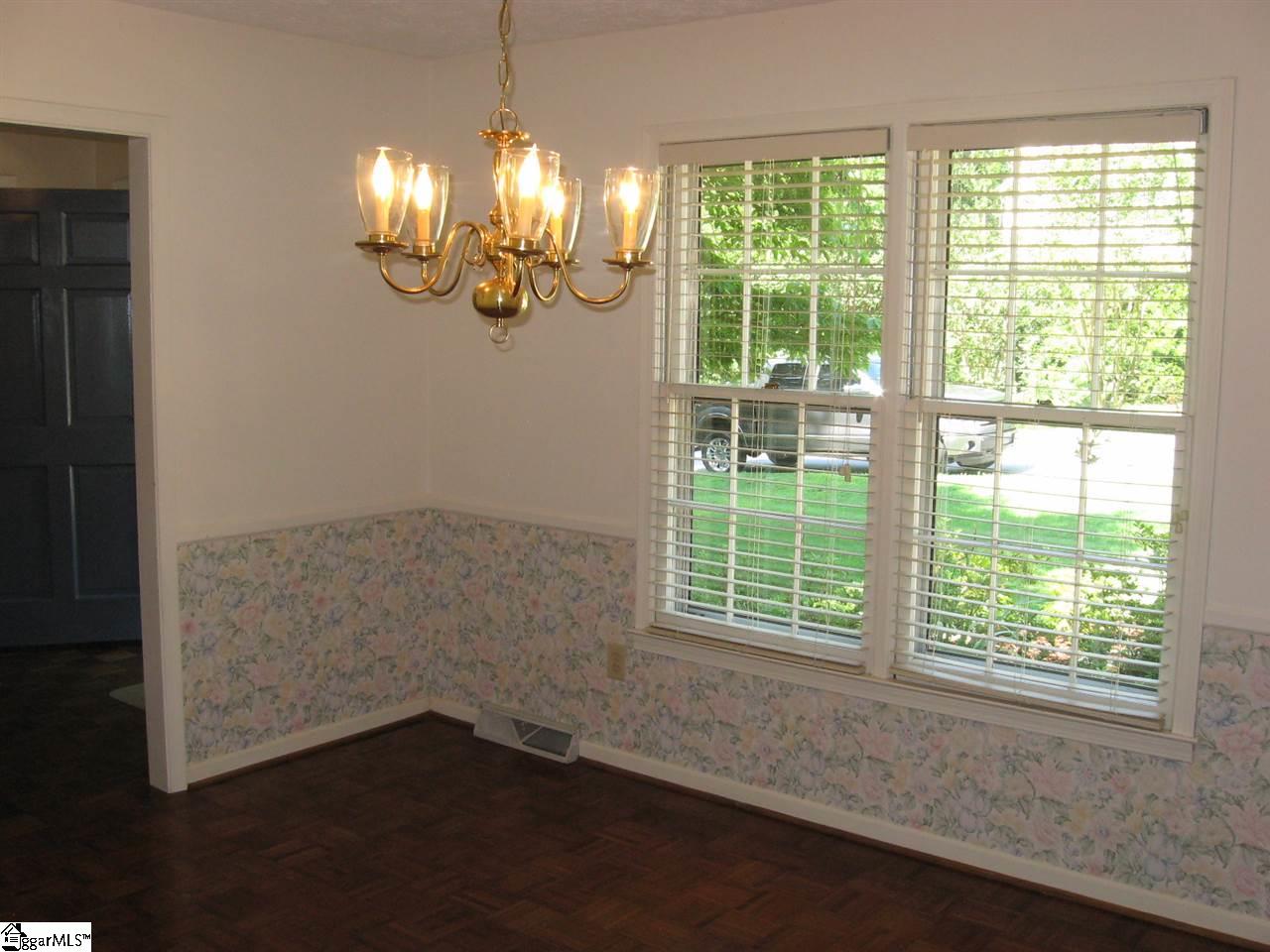 105 Cobblestone Road Greenville, SC 29615 - Photo 11 of 21 Gallery Image 11