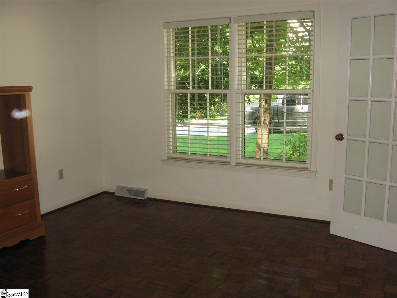 105 Cobblestone Road Greenville, SC 29615 - Photo 12 of 21 Gallery Image 12