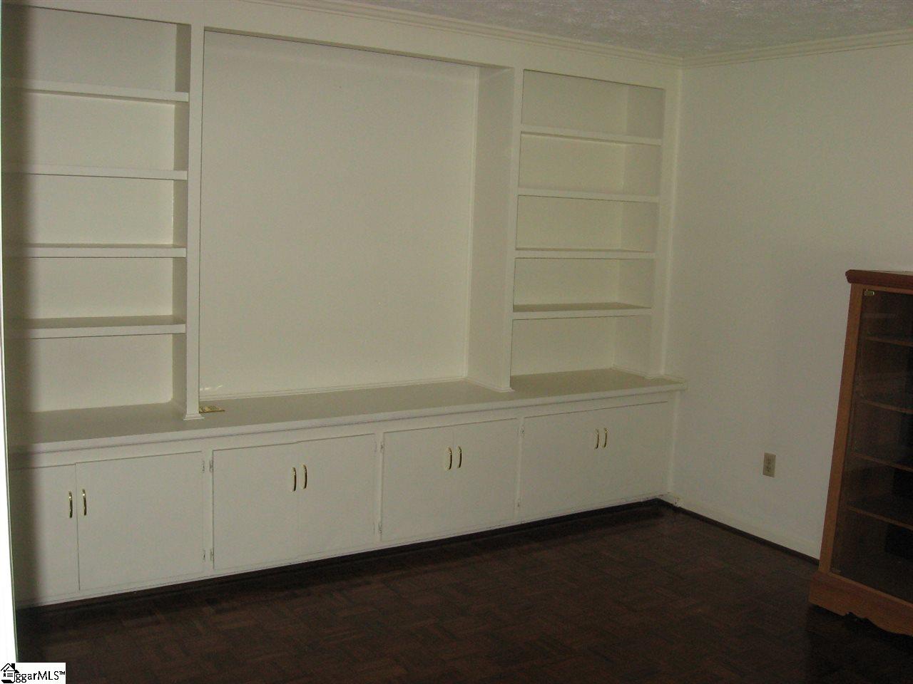 105 Cobblestone Road Greenville, SC 29615 - Photo 13 of 21 Gallery Image 13