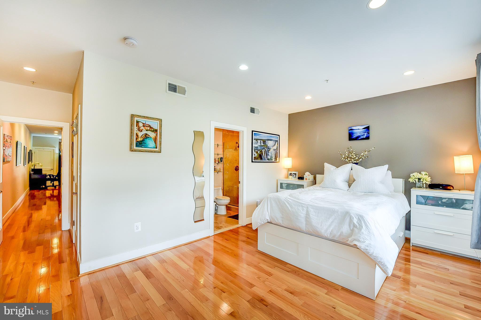 2444 Ontario Road Northwest, Unit 2 Washington, DC 20009 - Photo 11 of 25 Bedroom (Master)