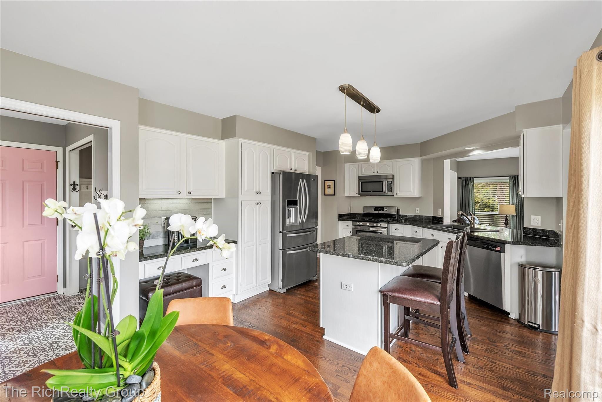44954 Glengarry Road Canton, MI 48188 - Photo 19 of 59 44954 Glengarry Rd - HomeCraft Team