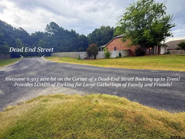 a bench sitting in front of a building