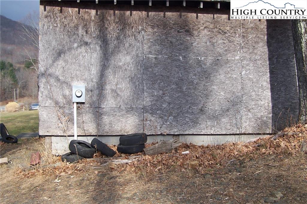 4614 Meat Camp Road Todd, NC 28684 - Photo 11 of 23 Gallery Image 11