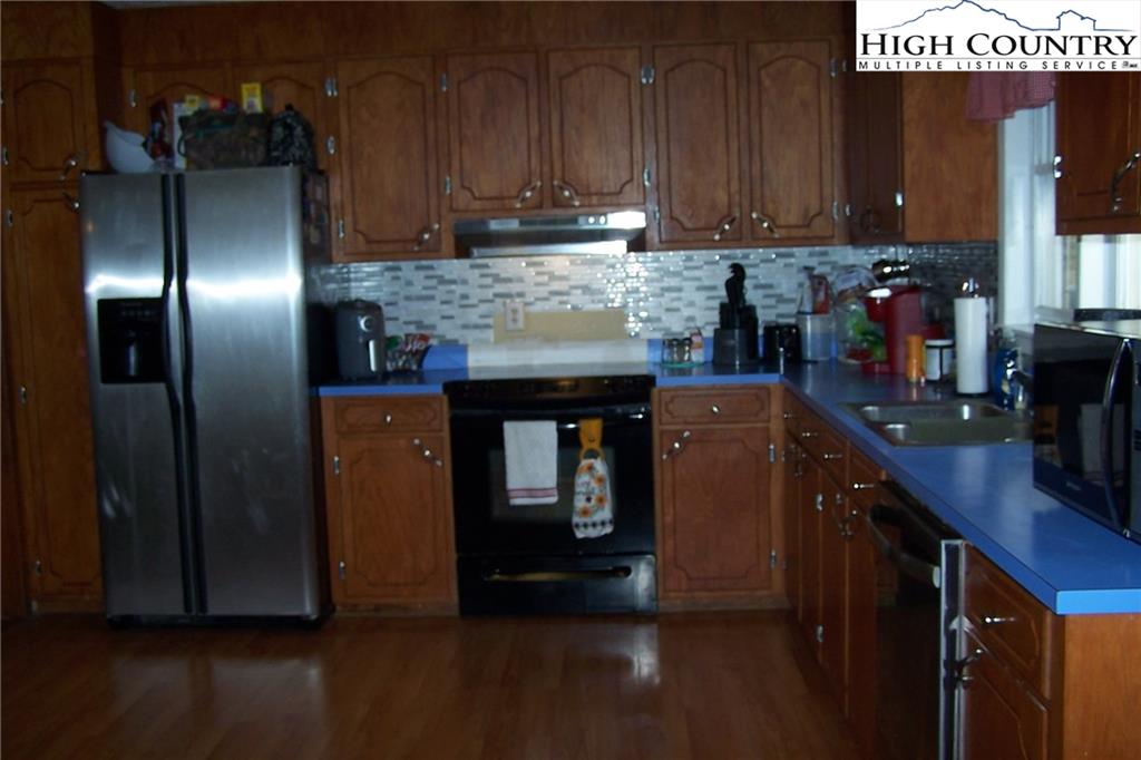 4614 Meat Camp Road Todd, NC 28684 - Photo 16 of 23 Gallery Image 16