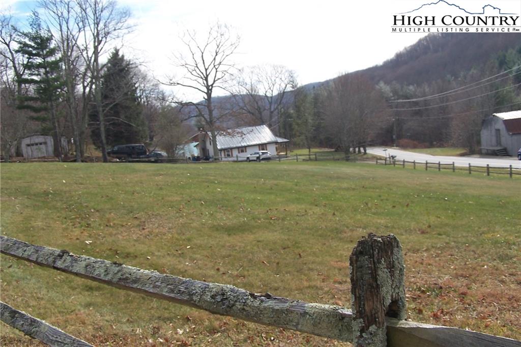 4614 Meat Camp Road Todd, NC 28684 - Photo 5 of 23 Gallery Image 5