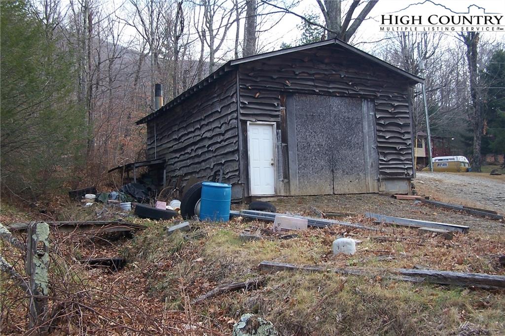 4614 Meat Camp Road Todd, NC 28684 - Photo 10 of 23 Gallery Image 10