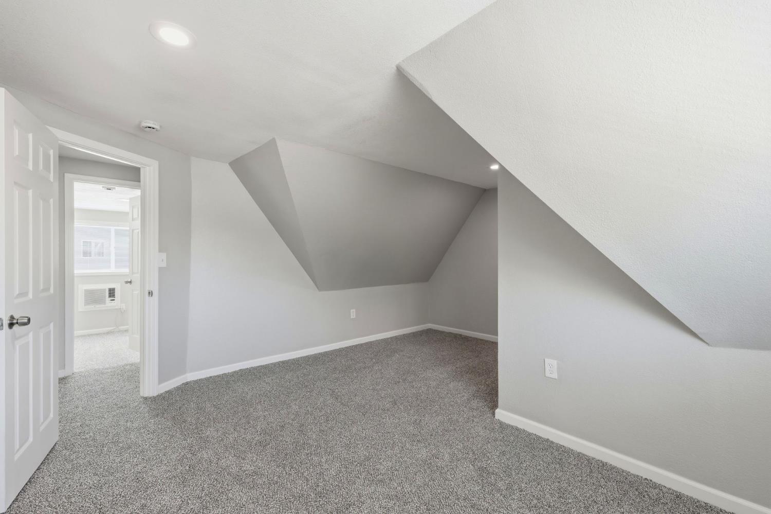 112 Fairview Street Modesto, CA 95354 - Photo 13 of 46