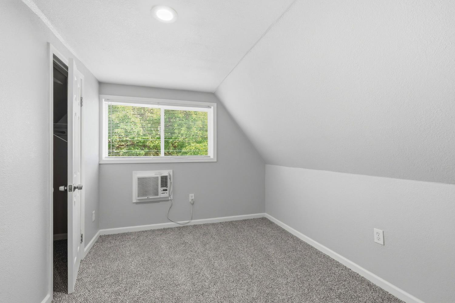 112 Fairview Street Modesto, CA 95354 - Photo 14 of 46