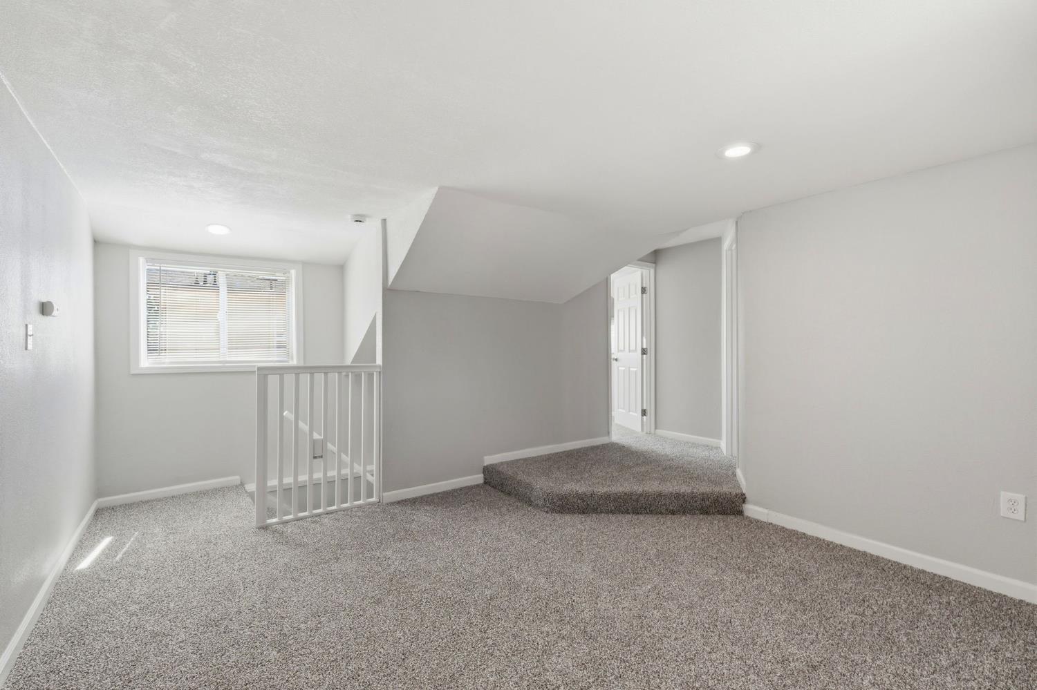 112 Fairview Street Modesto, CA 95354 - Photo 8 of 46