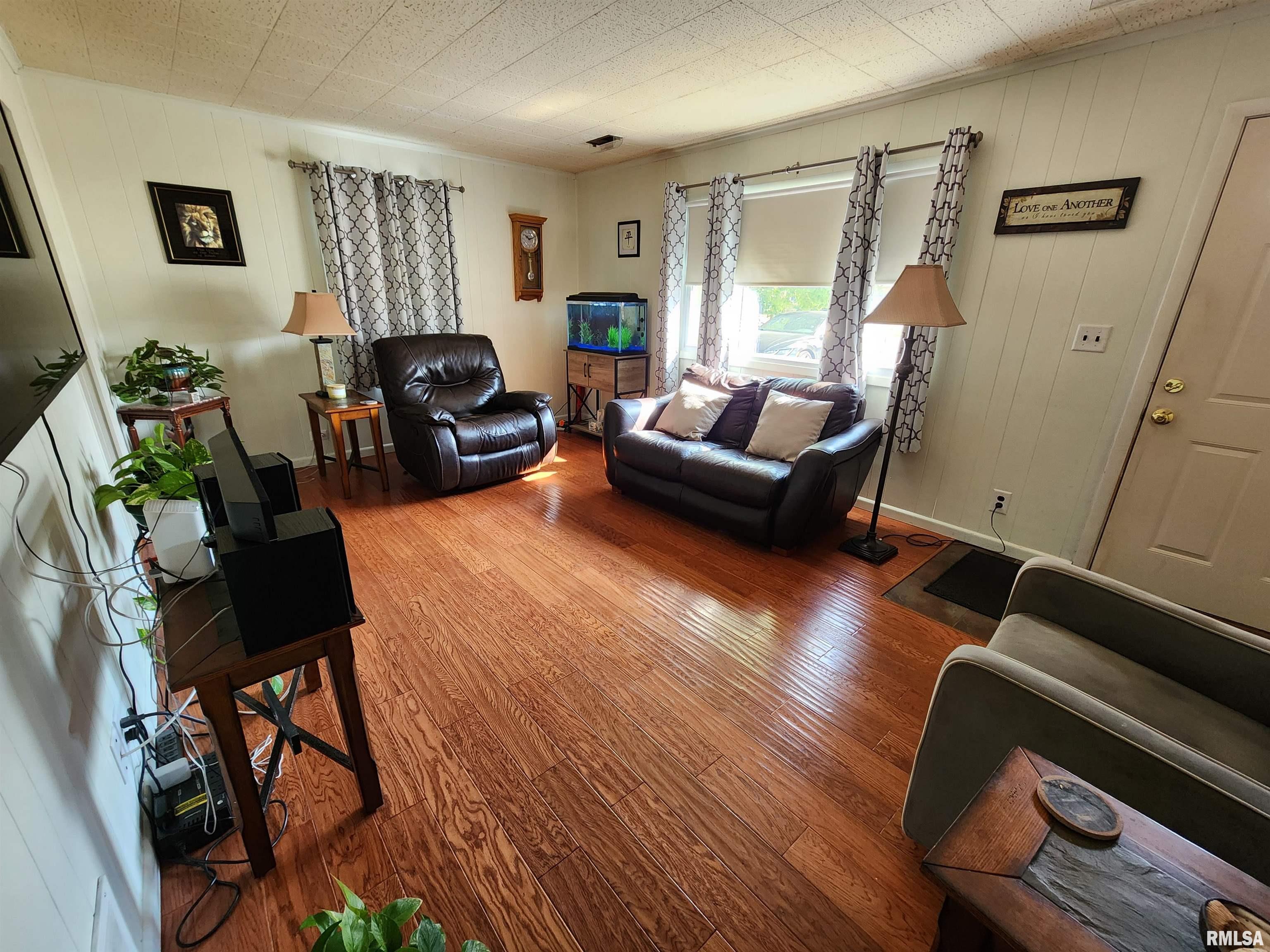 1645 North 21st Street Springfield, IL 62702 - Photo 3 of 22